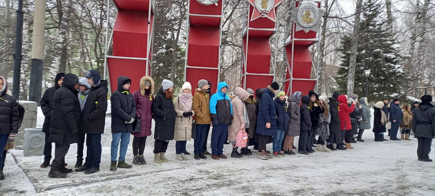 Участие в митинге, посвященном снятию Ленинградской блокады