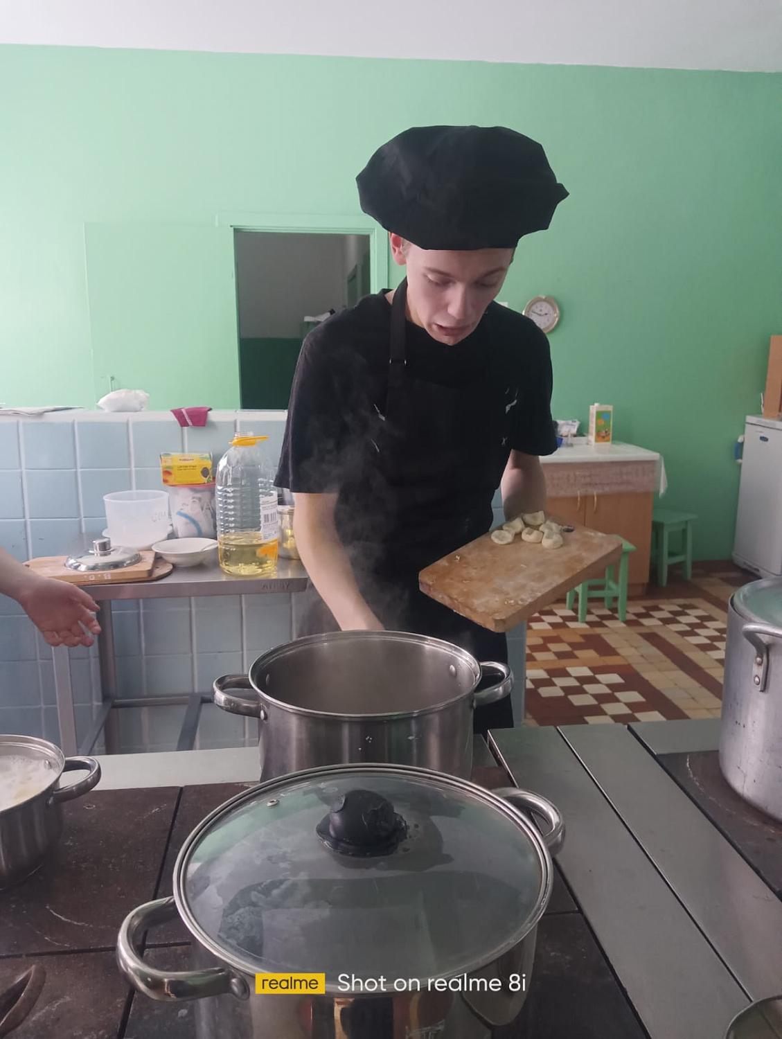 Я на повара учусь, пусть меня научат...