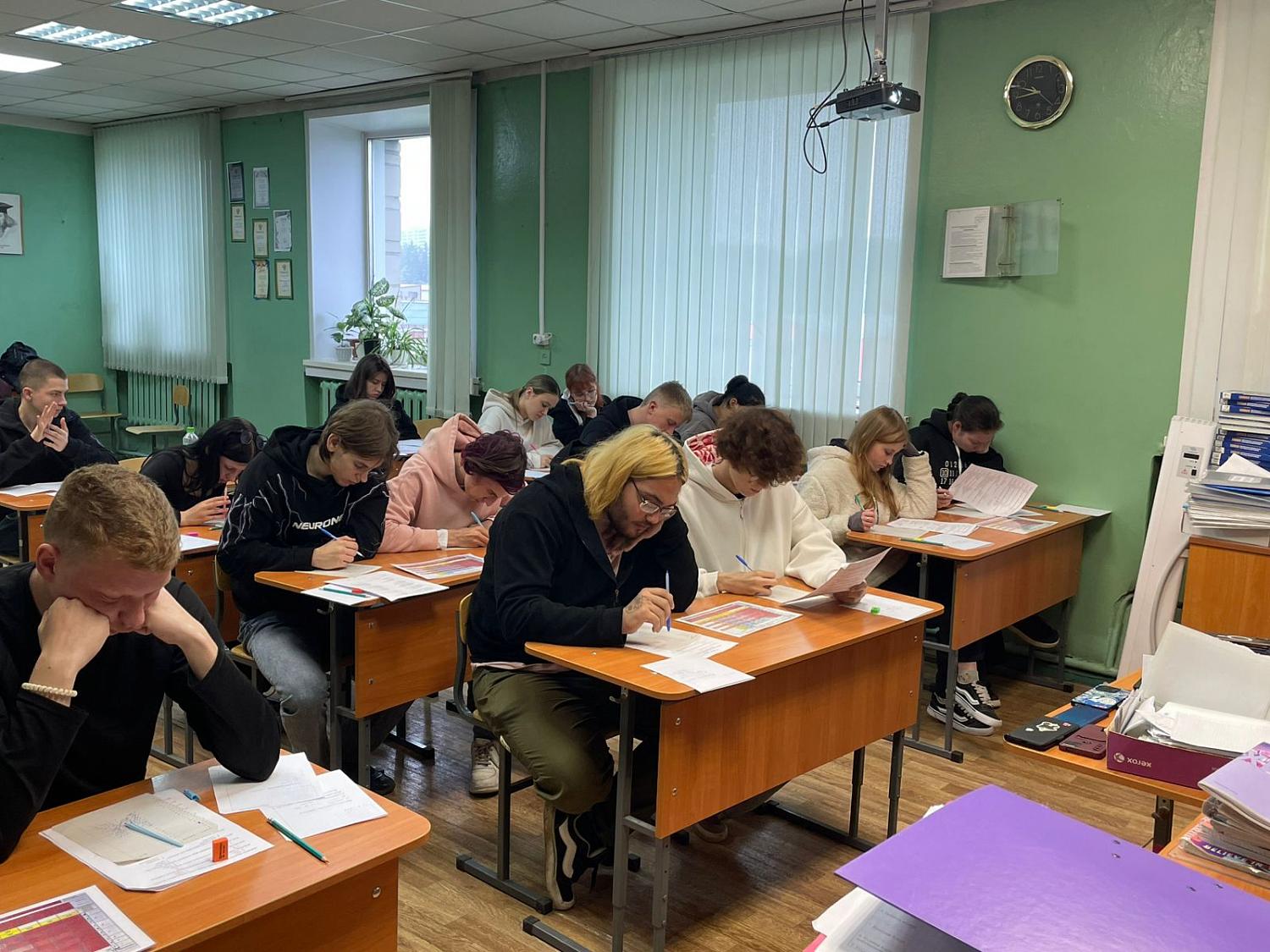 "Сдаем экзамены"